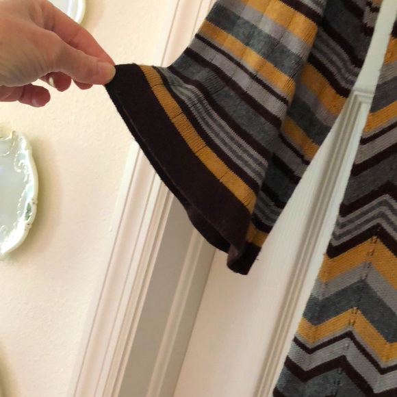 DONATED-EUC Vintage Sweater Dress - Picture 4 of 10